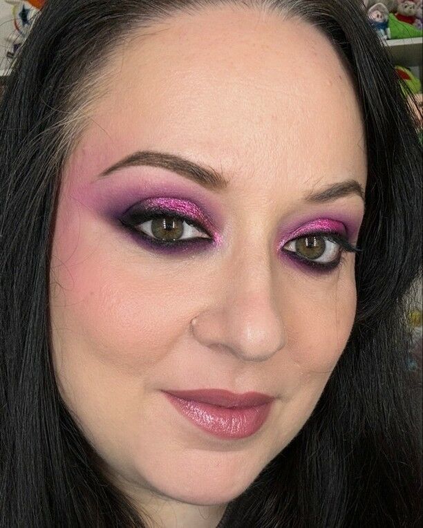 il mio nome è Jem...
 #armocromia #armocromiaetruccocorrettivo #makeup #makeuplovers #80's